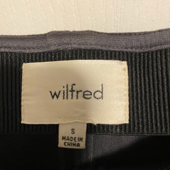 Aritzia Lis Skirt - Picture 3 of 3